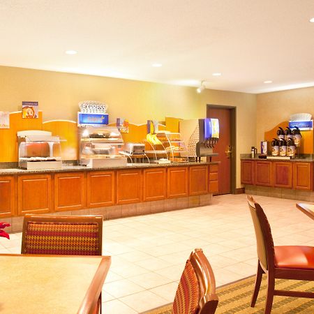 Best Western Plus Bourbonnais Hotel & Suites Eksteriør billede