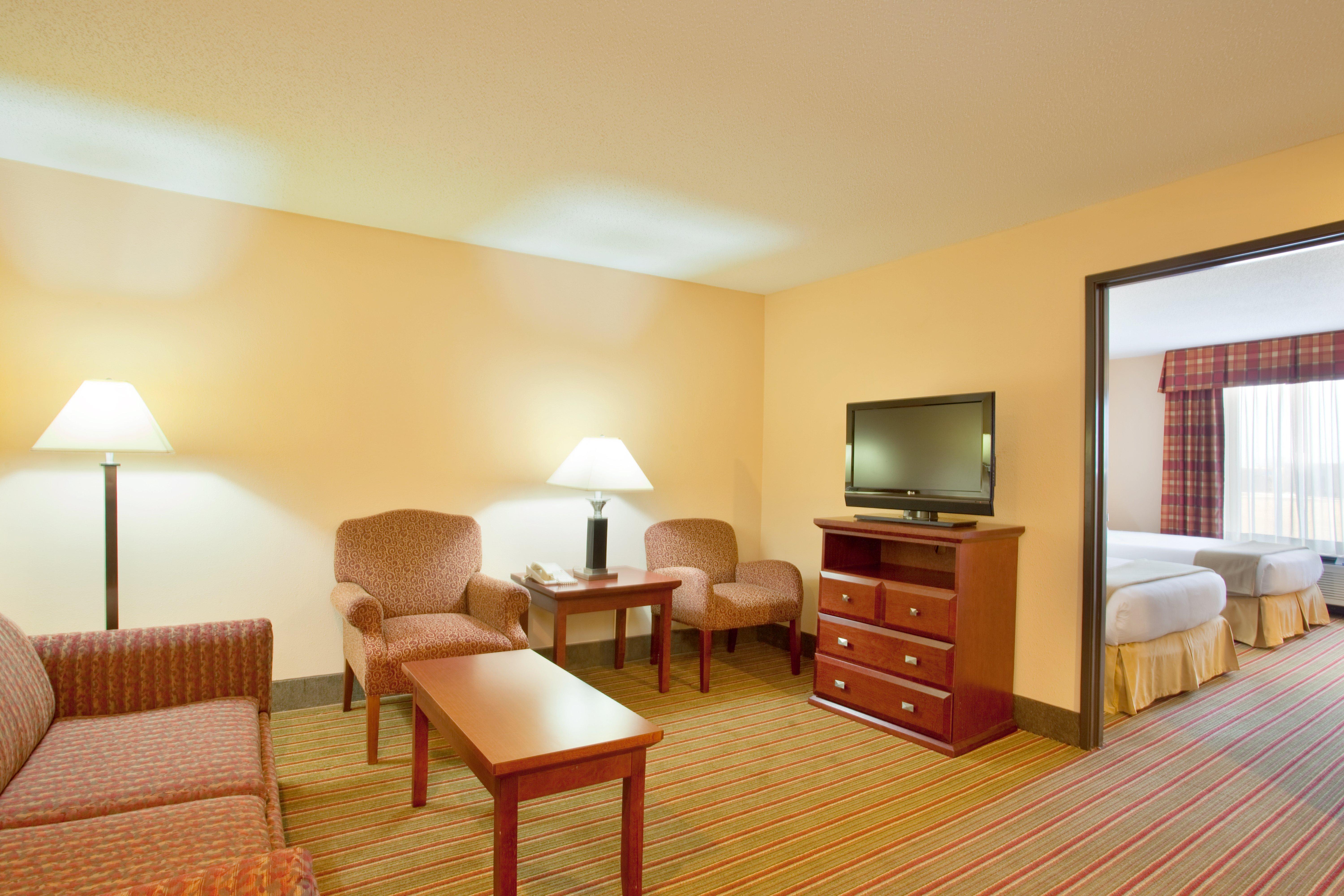 Best Western Plus Bourbonnais Hotel & Suites Eksteriør billede