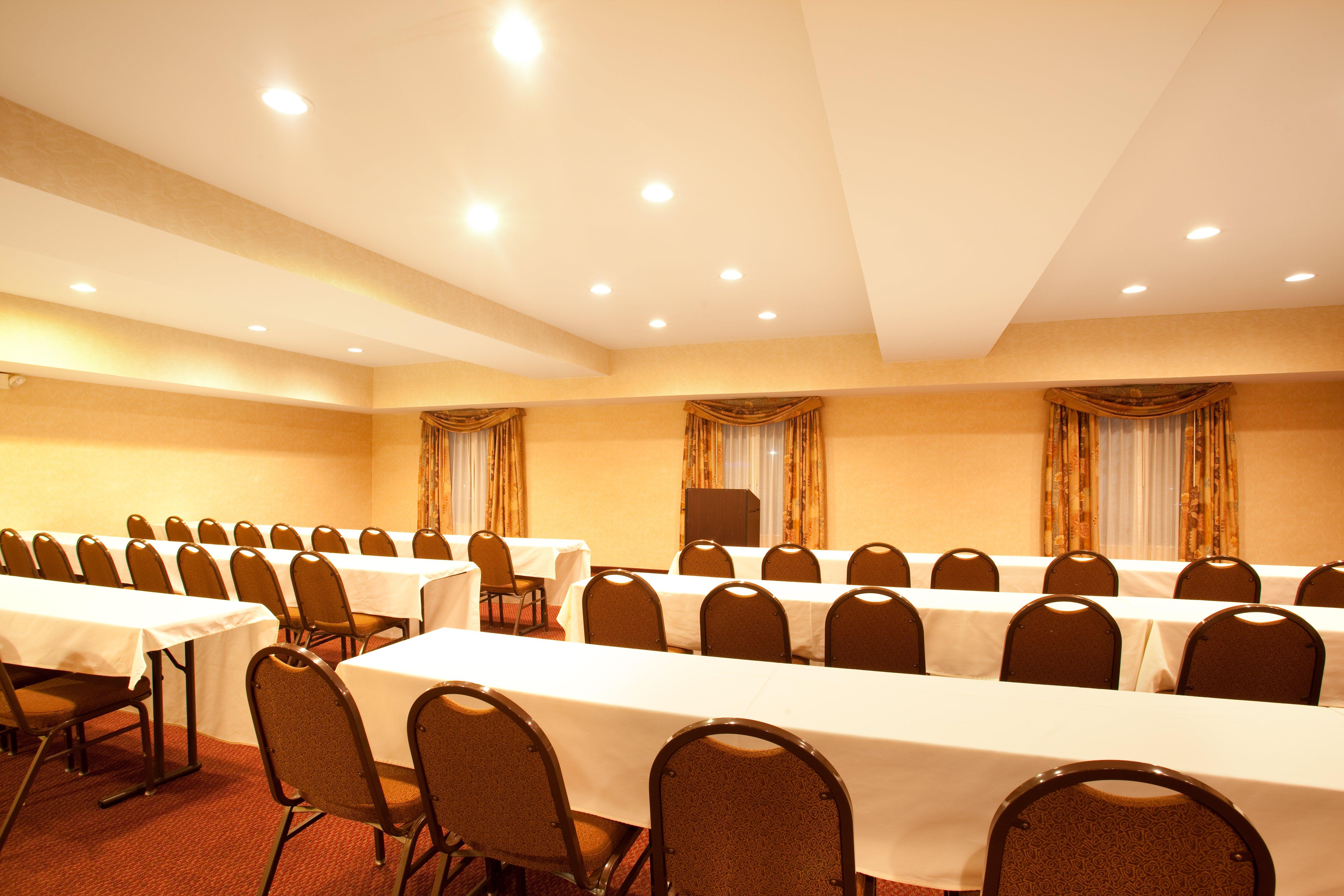 Best Western Plus Bourbonnais Hotel & Suites Eksteriør billede