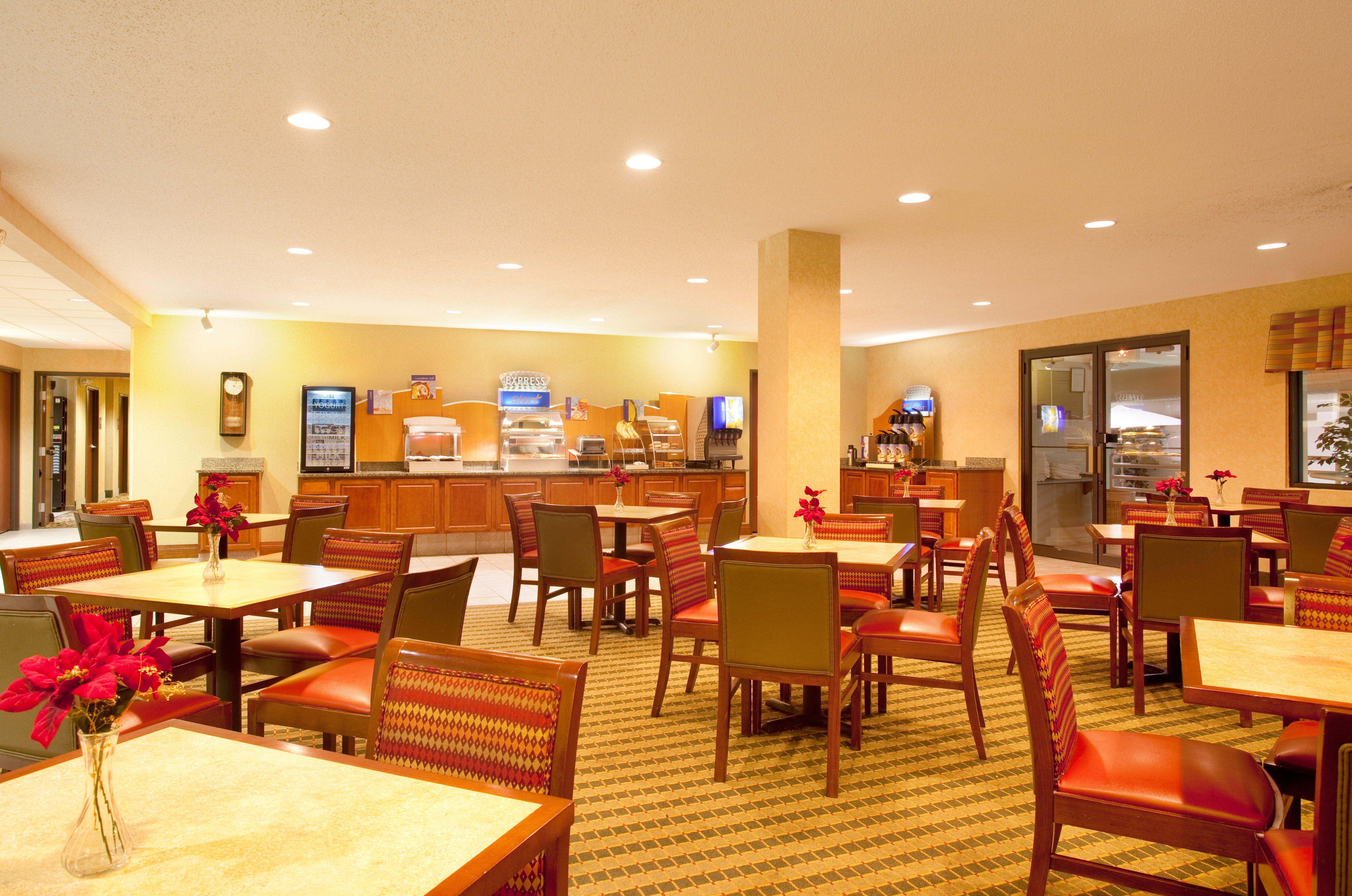 Best Western Plus Bourbonnais Hotel & Suites Eksteriør billede