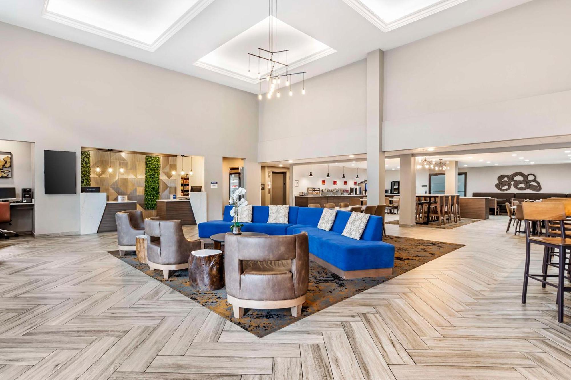 Best Western Plus Bourbonnais Hotel & Suites Eksteriør billede